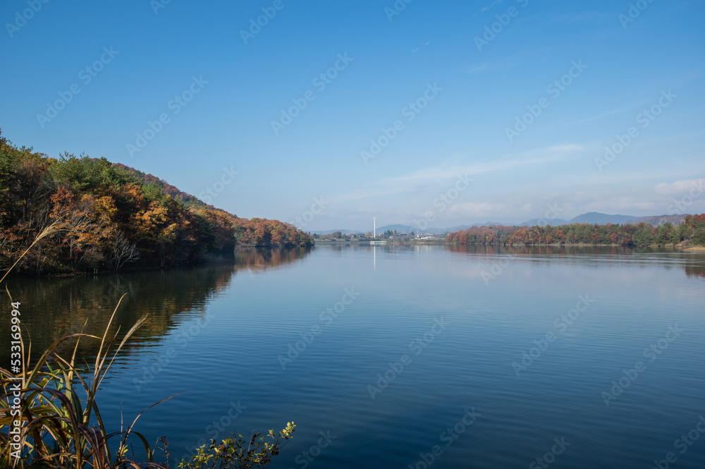 千丈寺湖(兵庫県三田市)の秋
