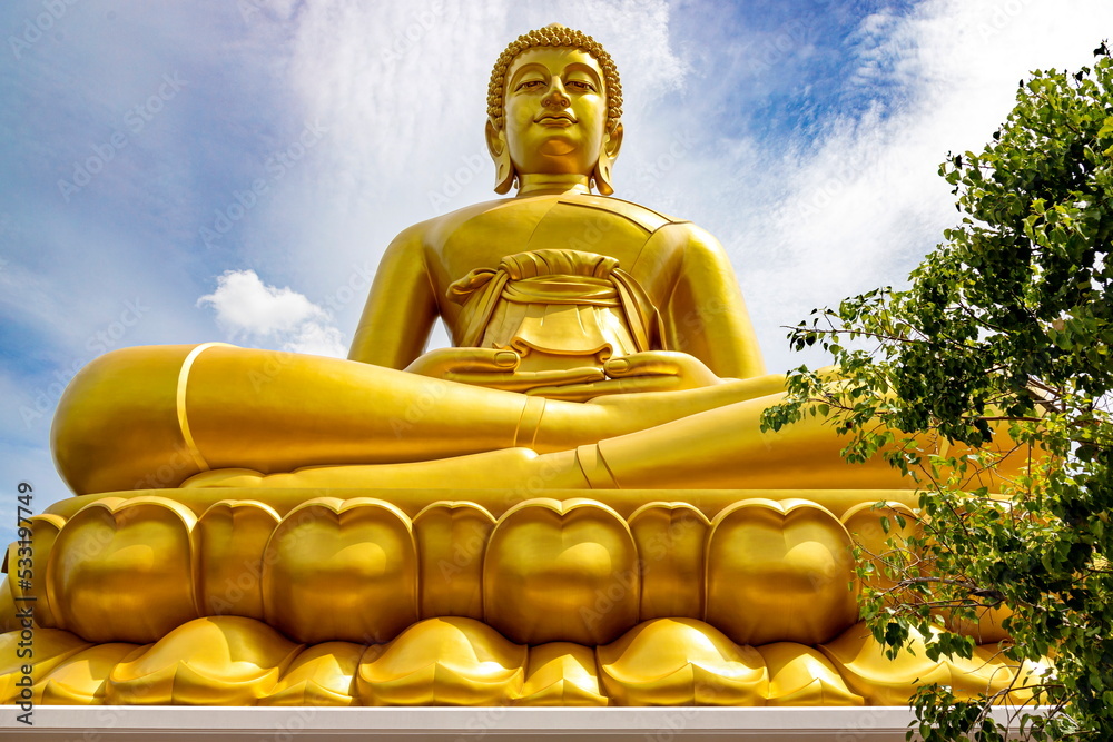 "Phra Buddha Dhammakaya Thep Mongkol" is a Big golden buddha statue