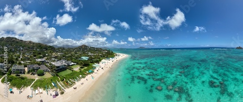 Lush Lanikai Beach near Kailua in Oahu, Hawaii