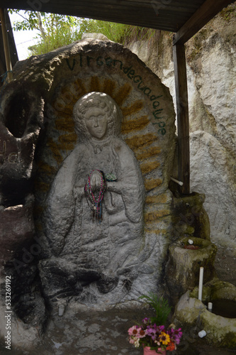 Religión, monumentos de Esquipulas Guatemala photo
