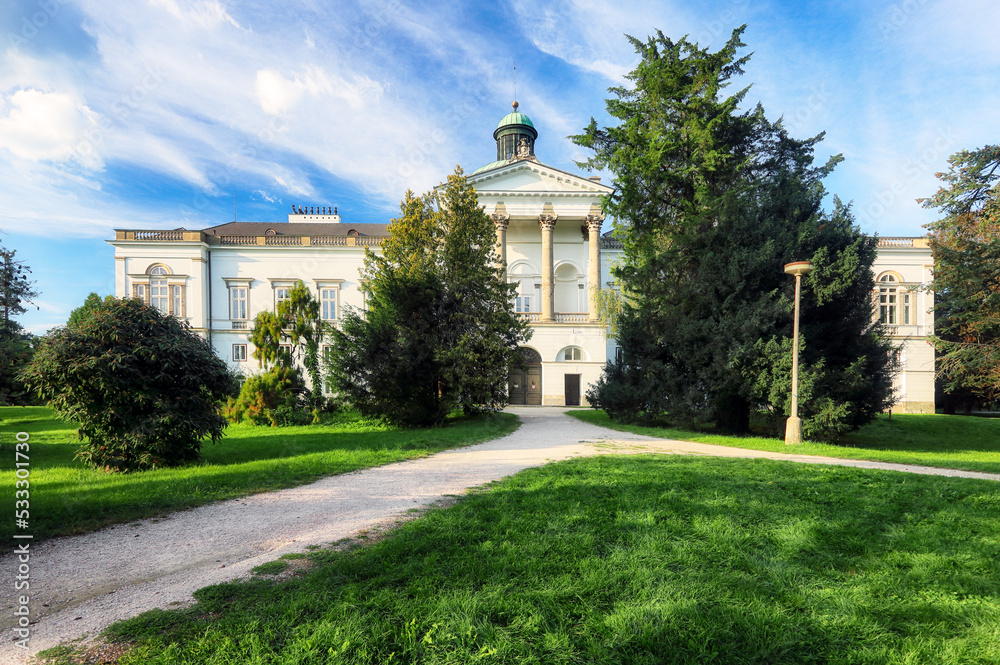 Slovakia, Topolcianky castle at day