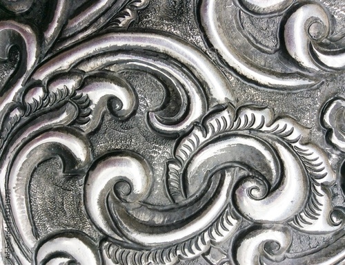 The art and pattern of carving silverware.