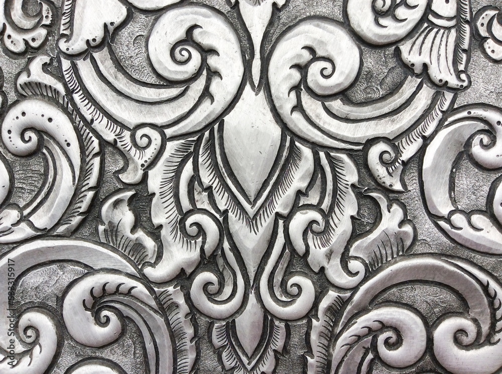 The art and pattern of carving silverware. The art and pattern of carving silverware.