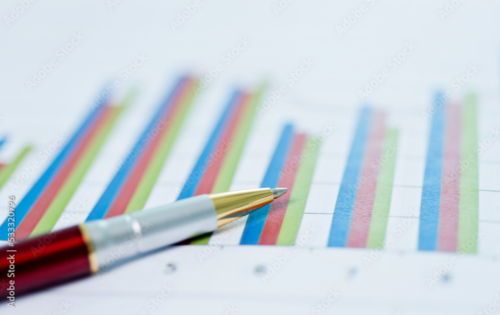 Pen on the bar charts Pen on the bar charts
