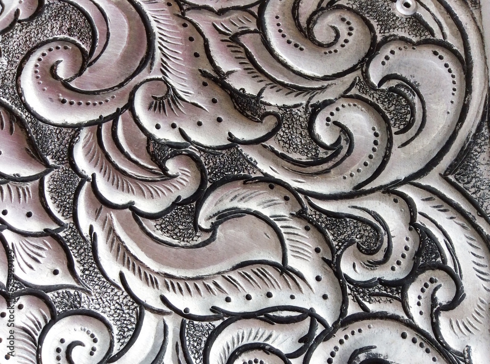 The art and pattern of carving silverware. The art and pattern of carving silverware.