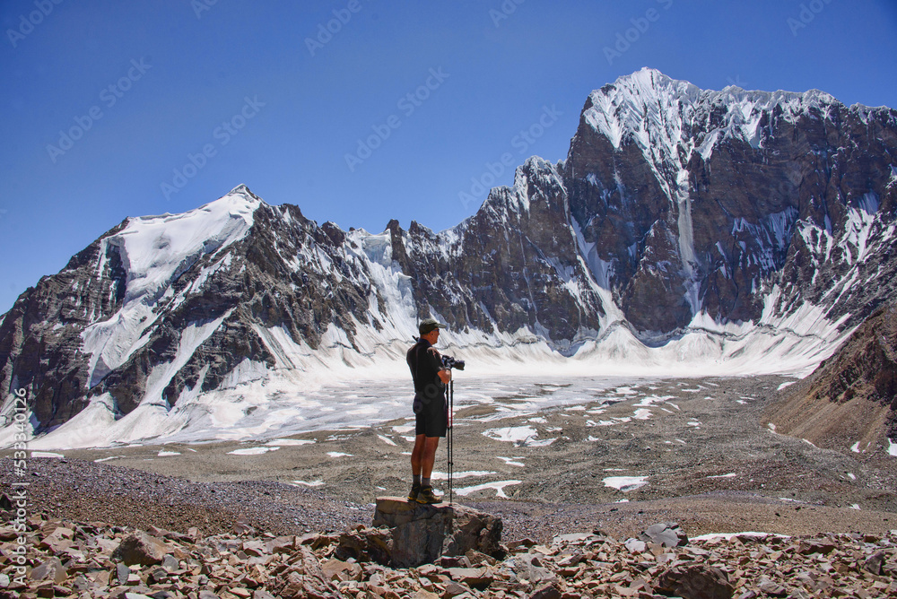 Trekking along the Grum Grijmailo Glacier, Khafrazdara Valley, Tajikistan