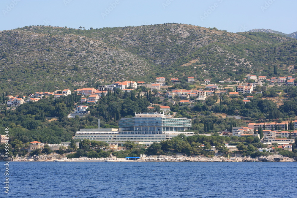 La côte dalmate à Orašac, comitat de Dubrovnik-Neretva (Croatie)