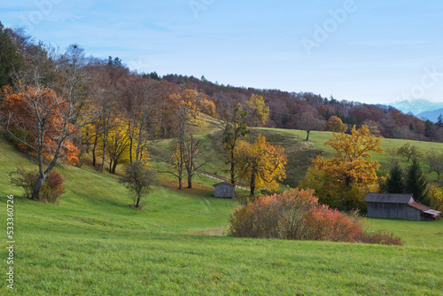 herbstliche Landschaft in Oberbayern