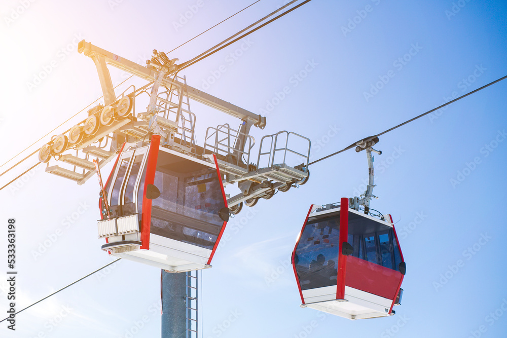 Fototapeta premium Red funicular in winter