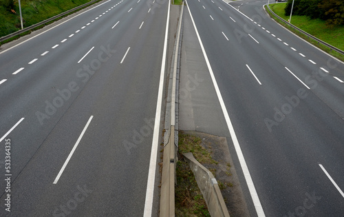 separation of traffic lanes on the highway using movable barriers. they are used in places where the driving directions are too close. during repairs, traffic is re-measured in the opposite direction
