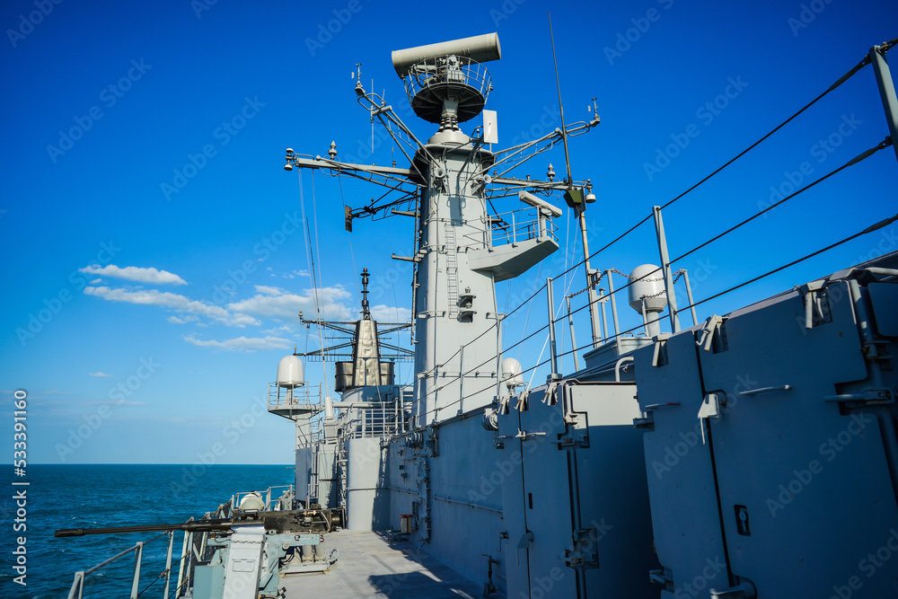 Military radar air surveillance on navy ship
