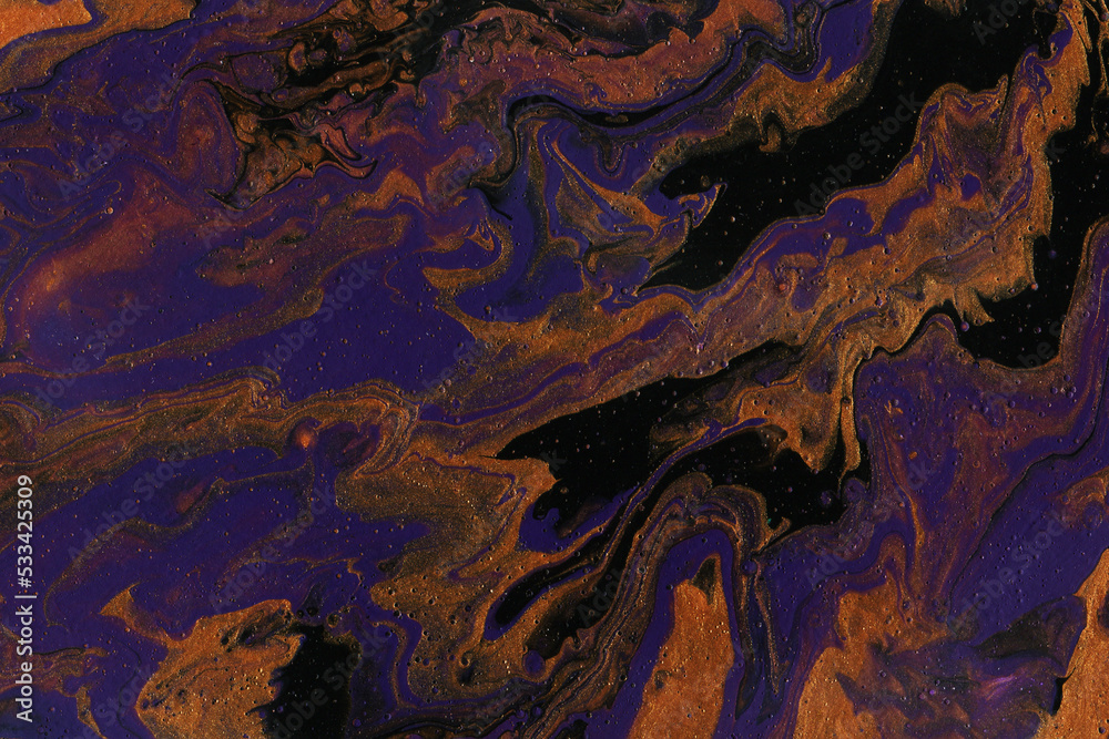 Naklejka premium Acrylic texture made in fluid pour technique. Background in purple, gold and black colors.