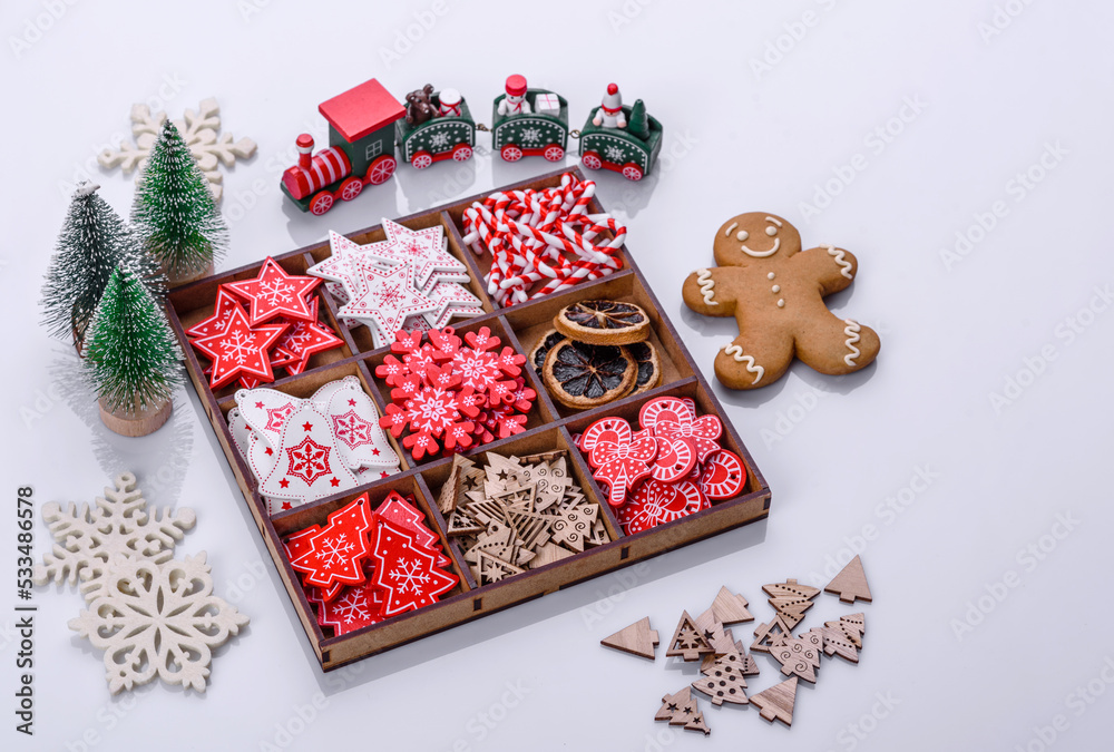 Elements of Christmas scenery, toys, gingerbread and other Christmas tree decorations Elements of Christmas scenery, toys, gingerbread and other Christmas tree decorations