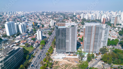 Aerial view of the city of São Paulo, Brazil. In the neighborhood of Vila Clementino, Jabaquara, south side. Aerial drone photo. Avenida 23 de Maio in the background © Pedro