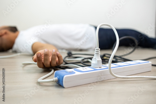 Принти на полотні The young man was electrocuted until he passed out or died