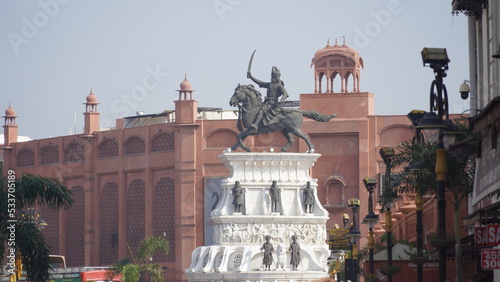 Statue of Maharaja Ranjit Singh photo