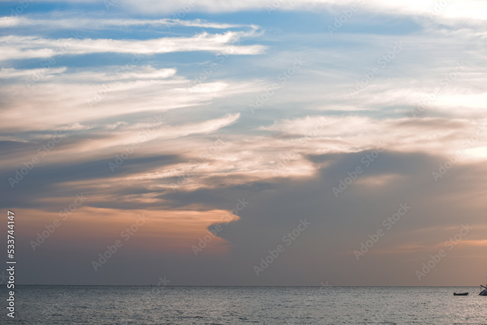 Fototapeta premium sunset in the sea