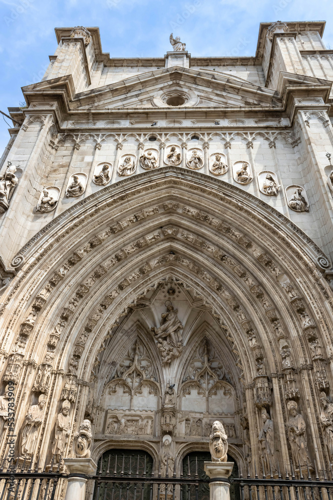 A fragment of the Primatial Cathedral of Saint Mary of Toledo (Spanish: Catedral Primada Santa María de Toledo) exterior