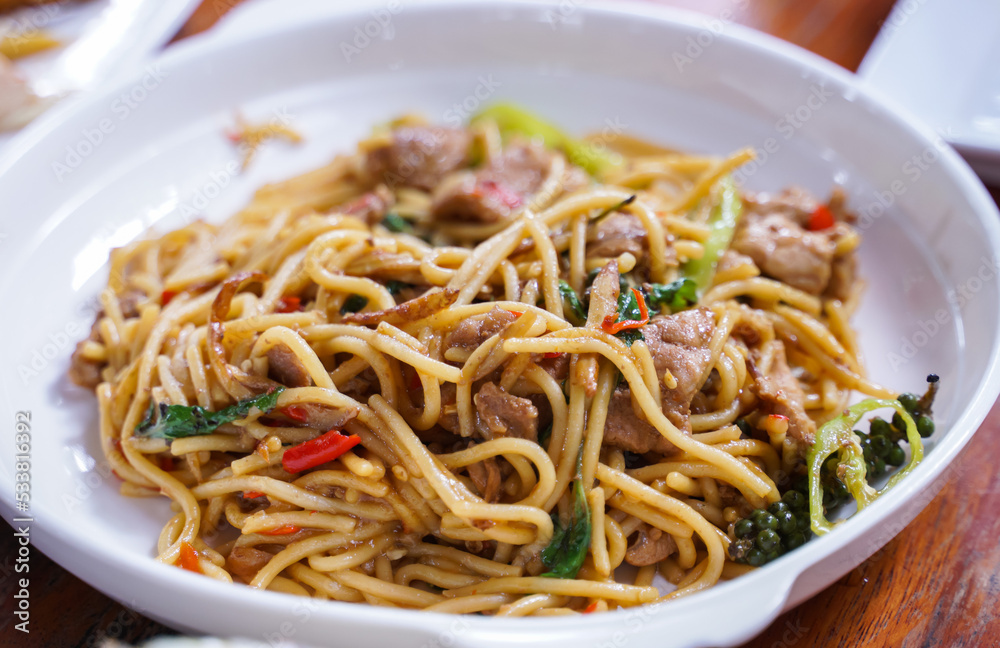 Spaghetti with spicy pork is another favorite of Thai people and it tastes very good. Spaghetti with spicy pork is another favorite of Thai people and it tastes very good.