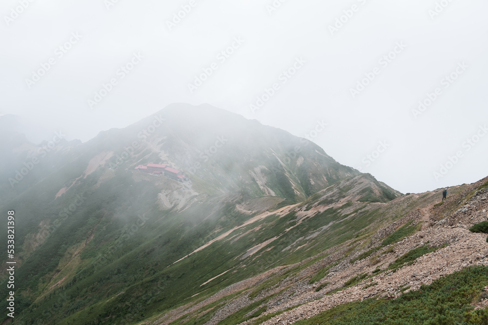Fototapeta premium 美しい山の風景