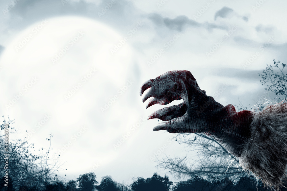 Werewolf hand with a full moon - obrazy, fototapety, plakaty 