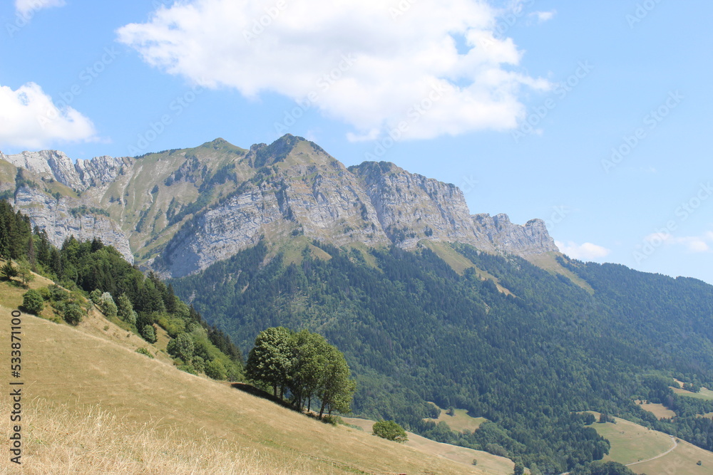 Vacances en France 2022 en montagne, au bord de la mer