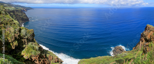 Lavaküste auf der Insel La Palma, Kanaren, Spanien, Europa, Panorama