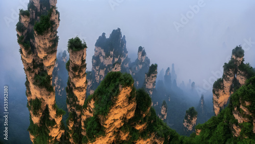 Fotografie, Obraz Hallelujah Mountains, Floating Mountains, Zhangjiajie, Wulingyuan Senica Area, r