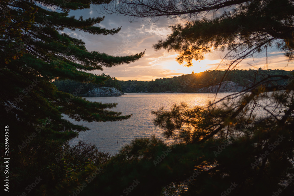 Fotografie Killarney Provincial park Bell Lake access point sunset