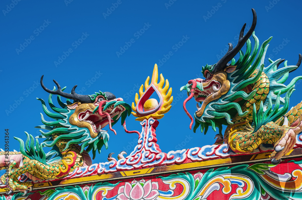 Dragon statue on the rooftop