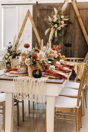 Fotografija fall wedding table setting
