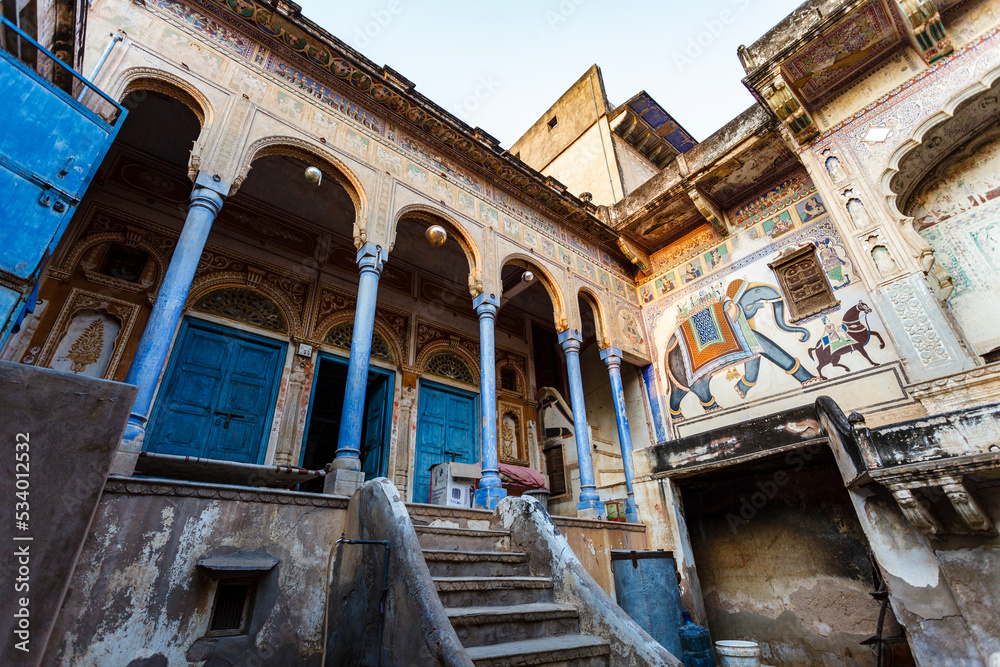 Facade with an elephant mural of an old haveli in Mandawa, Rajasthan, India, Asia 