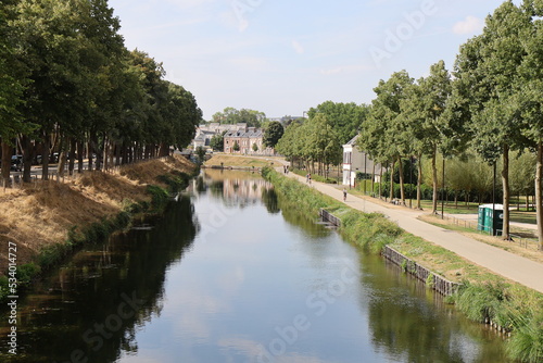 Les rives de la rivière Somme, ville de Amiens, département de la Somme, Franc