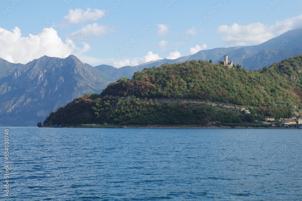 Monte Baldo am Iseosee, in der Region Lombardei in Italien Monte Baldo am Iseosee, in der Region Lombardei in Italien