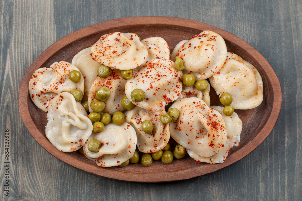 Delicious dumplings with peas and red pepper Delicious dumplings with peas and red pepper