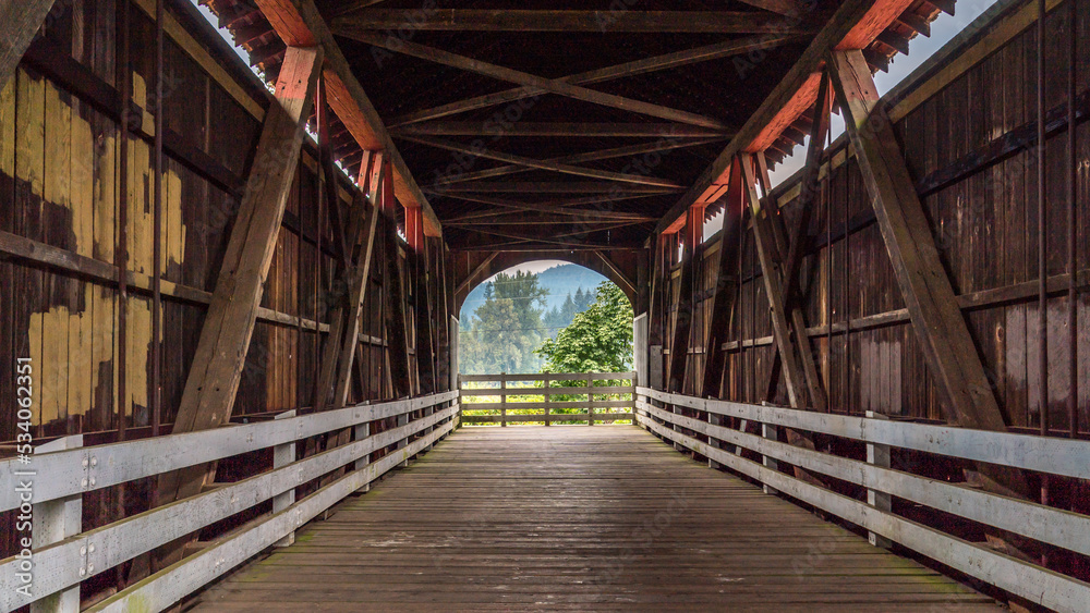 Currin Covered Bridge in Cottage Grove, Oregon,  National Register of Historic Places	