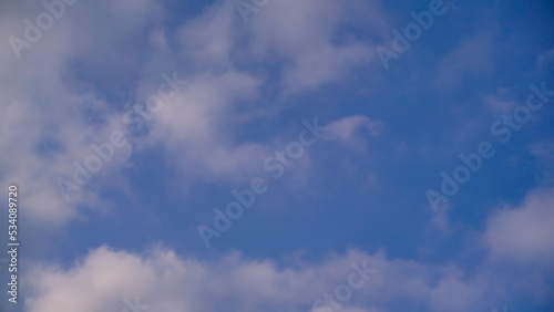 Fototapeta Naklejka Na Ścianę i Meble -  Beautiful sky with cloud in winter afternoons. Dramatic cloudy sky