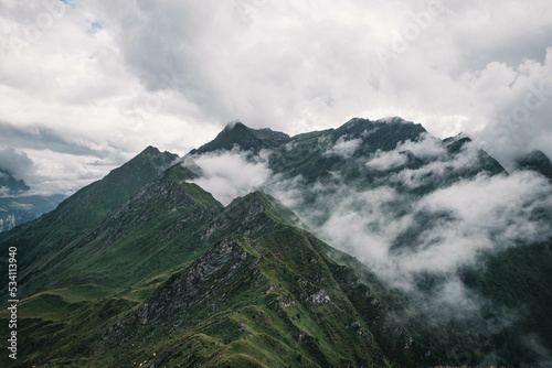 Fototapeta Naklejka Na Ścianę i Meble -  Berglandschaft in den Alpen