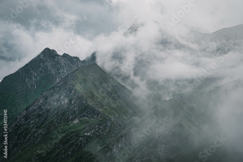 Obraz na płótnie Berglandschaft in den Alpen w salonie
