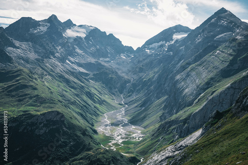 Obraz na płótnie Berglandschaft in den Alpen w salonie