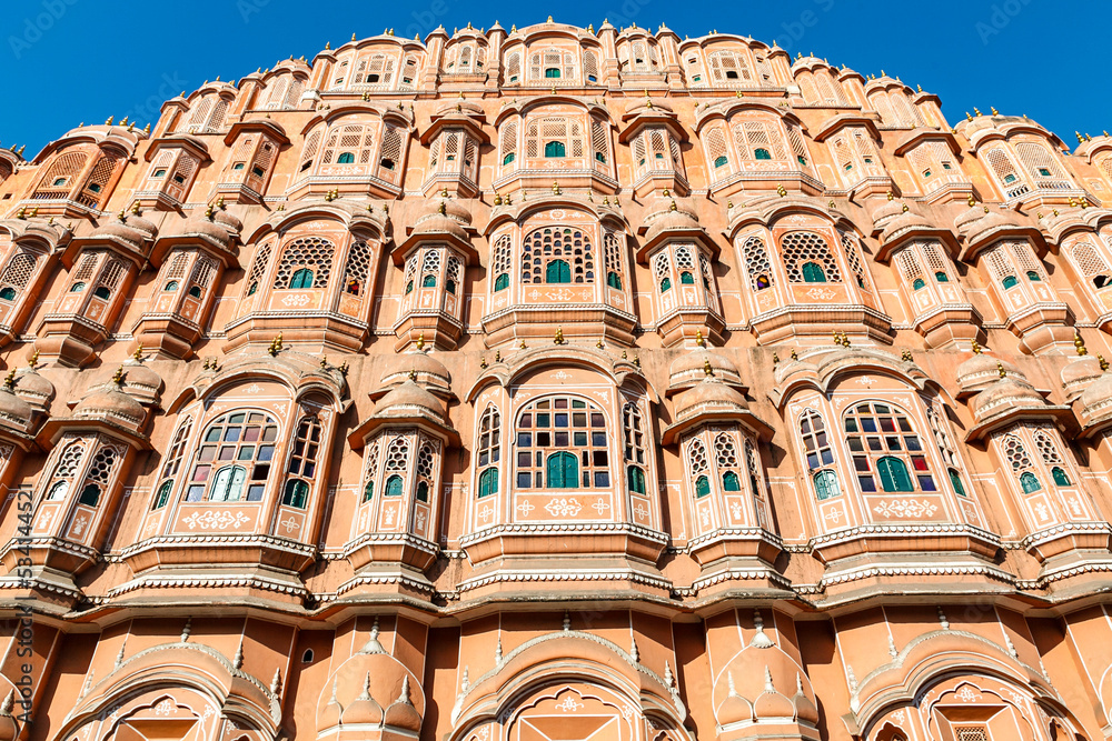 Exterior of the Hawa Mahal, Palace of Winds in Jaipur, Rajasthan, India, Asia