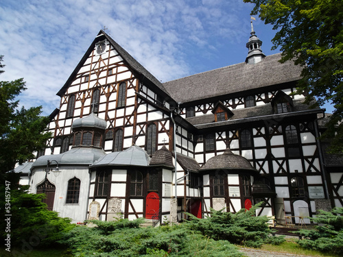 The Church of Peace in Świdnica is the largest baroque wooden Protestant church inscribed on the UNESCO World Heritage List, whose representatives of various faiths have signed the Appeal for Peace.