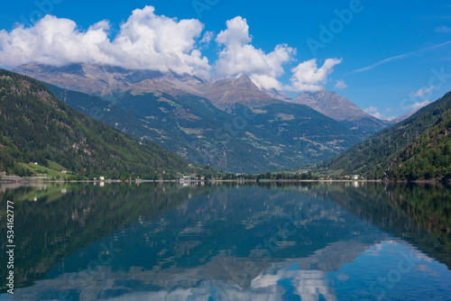 Lago Miralago, la prese in svizzera, Val Poschiavo
Foto del lago Miralago in Val Poschiavo