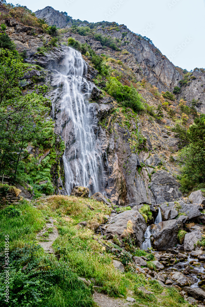 Cascade de la Pissevache à Vernayaz en Suisse
