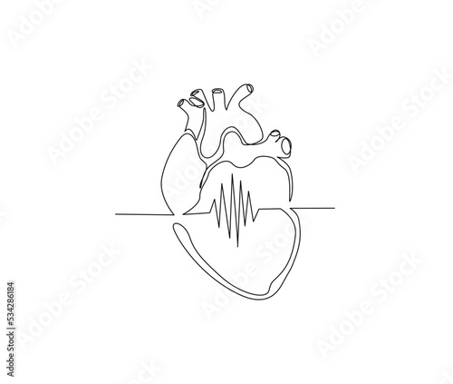 Continuous one line drawing of Human Heart. Heart beat line art drawing vector illustration. Healthy medicine art concept.