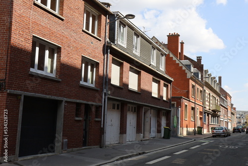 Rue typique  ville de Amiens  d  partement de la Somme  France
