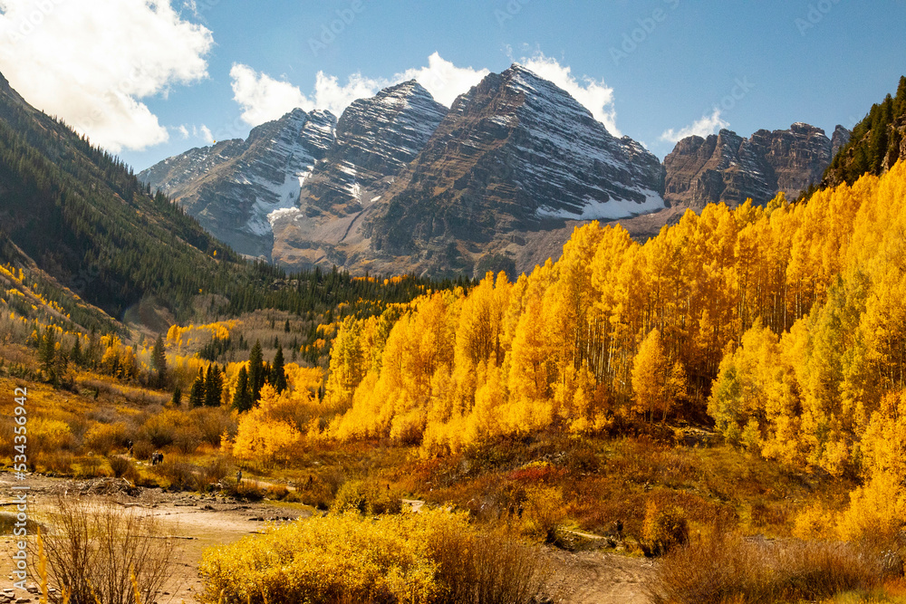 Maroon Bells-Snowmass Wilderness in Aspen, Colorado in autumn.