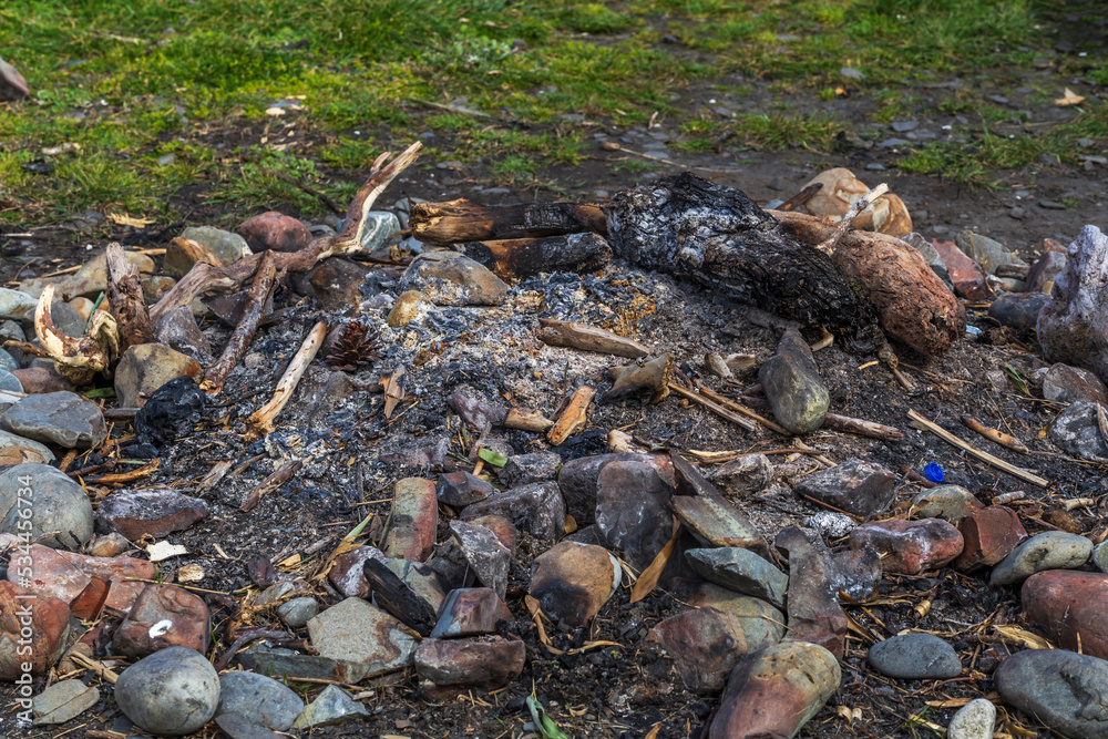 Obraz premium Fire pit on the beach