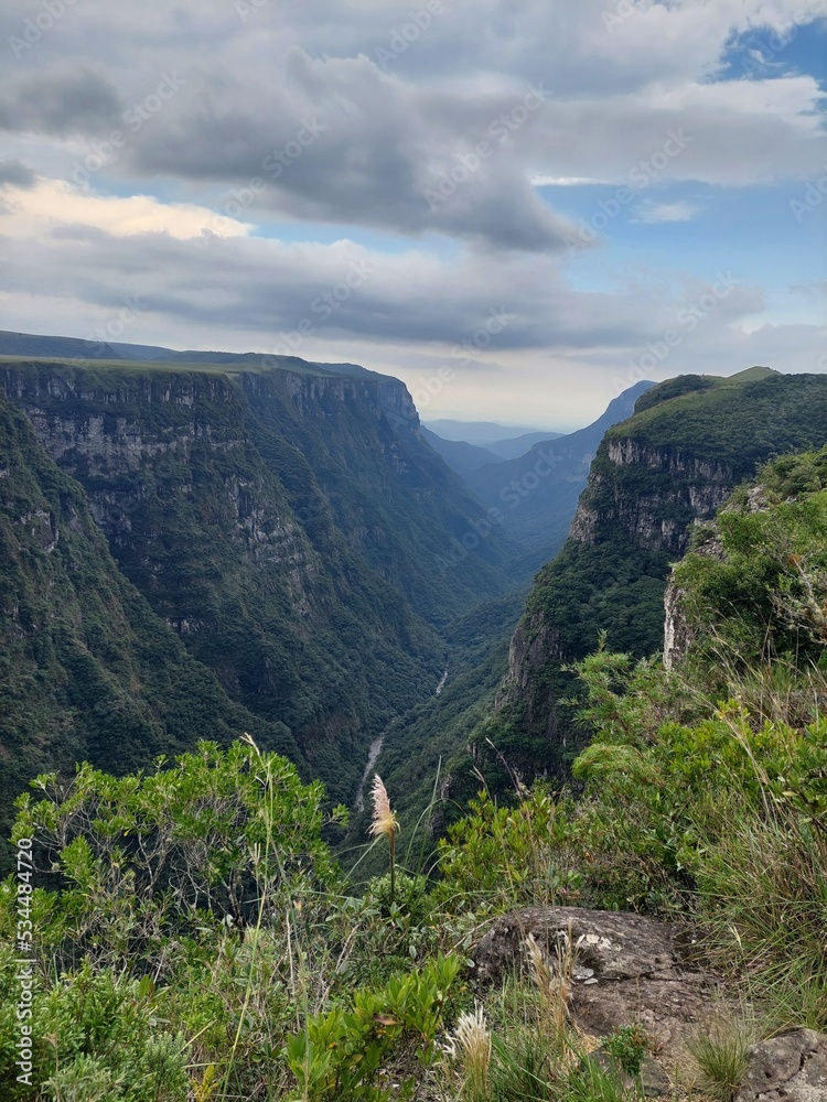 view of the canyon of the river