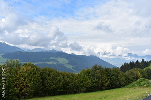 Alpen-Wolken-Tal-Himmel © Alexander